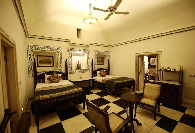 منتجع Khas Bagh
