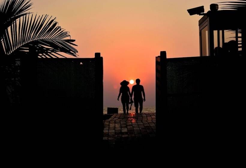 אתר נופש Majestic Beach Comforts