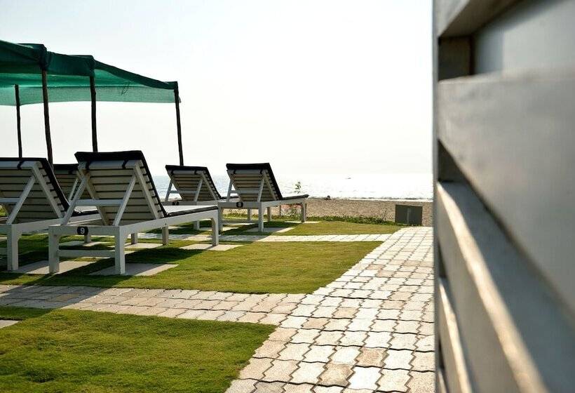 אתר נופש Majestic Beach Comforts