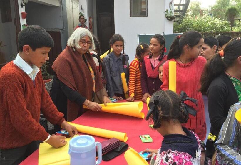 リゾートホテル The Hermitage Kanatal