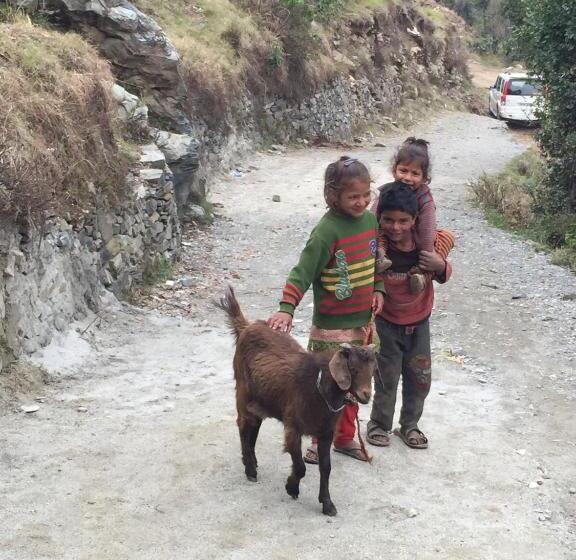منتجع The Hermitage Kanatal