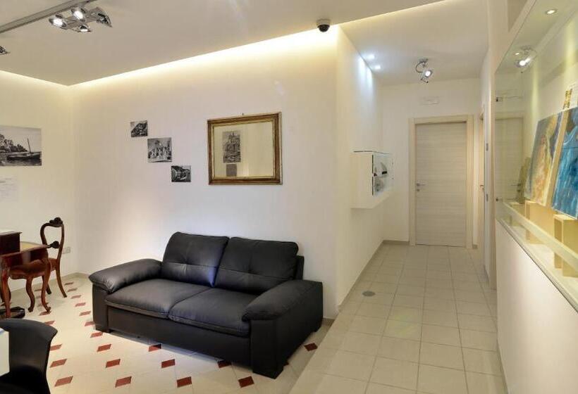 تختخواب و صبحانه Santi E Saraceni Rooms