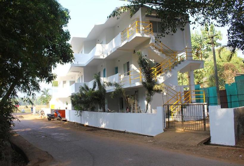 Summer By Thehostelcrowd