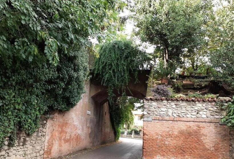 Vicolo Del Nido B&b