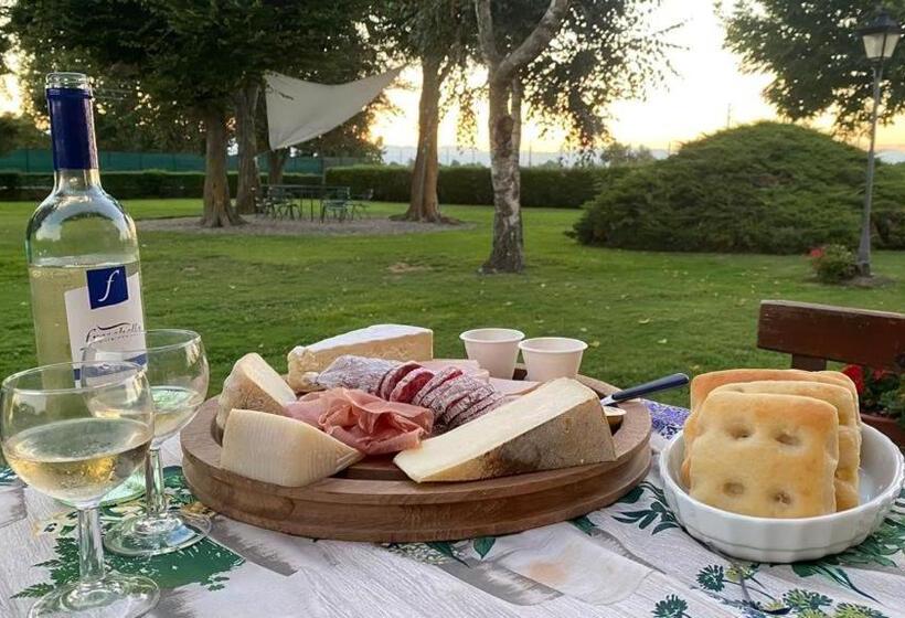 住宿加早餐  Cascina La Barona