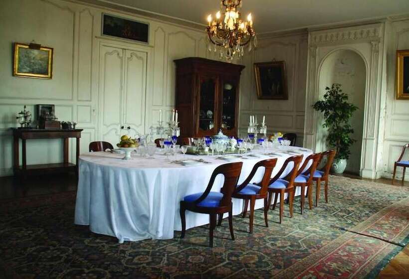 민박 Château De Panloy