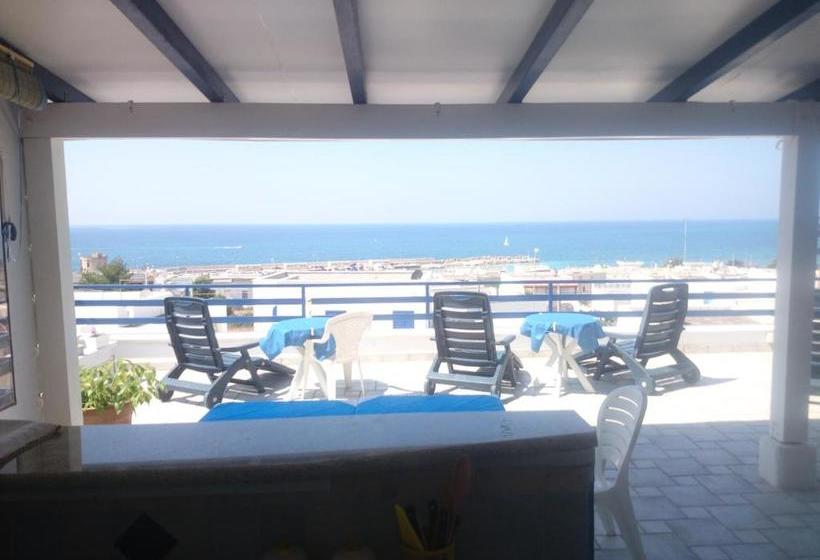 Bed And Breakfast Delfino Blu