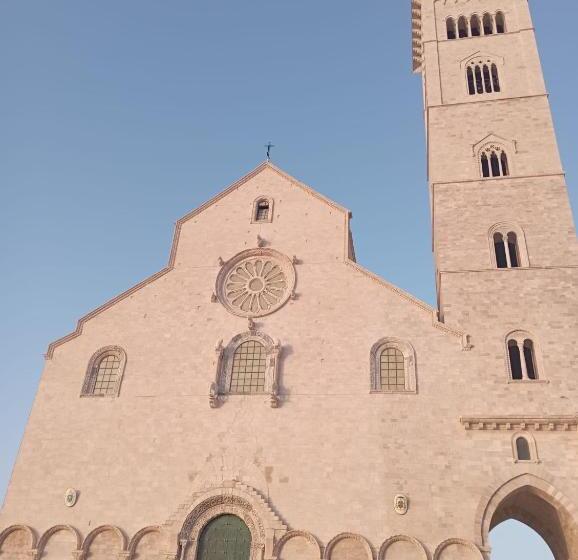 تختخواب و صبحانه Il Moretto