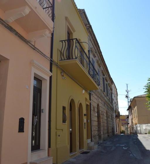 ベッドアンドブレックファースト In Piazzetta