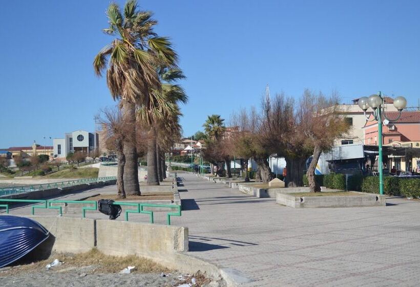 مبيت وإفطار La Marinella