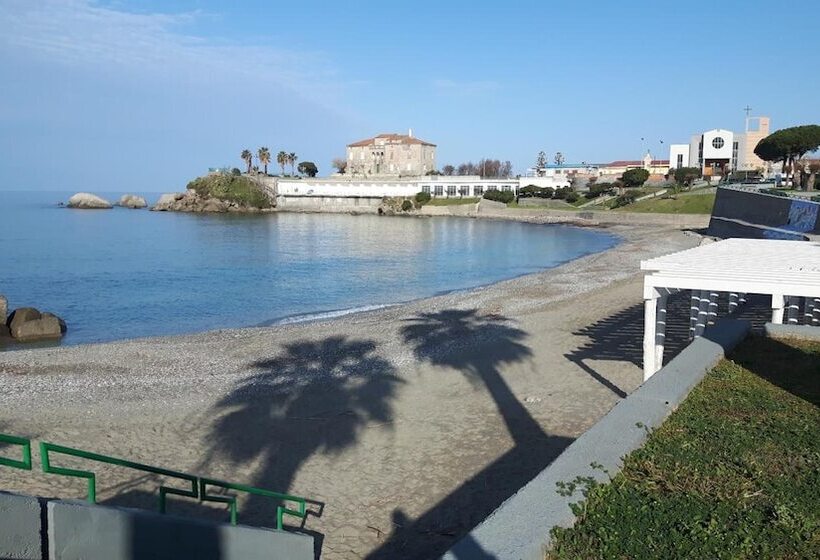 مبيت وإفطار La Marinella