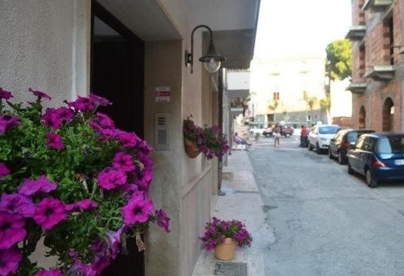 مبيت وإفطار La Marinella