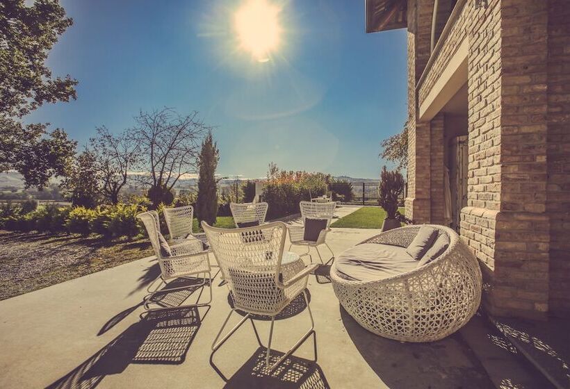 Bed and Breakfast Langhe Country House