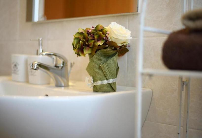 B&b Le Stanze Del Sole