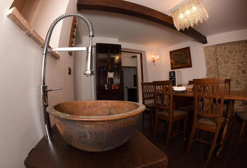 مبيت وإفطار San Francesco Suite