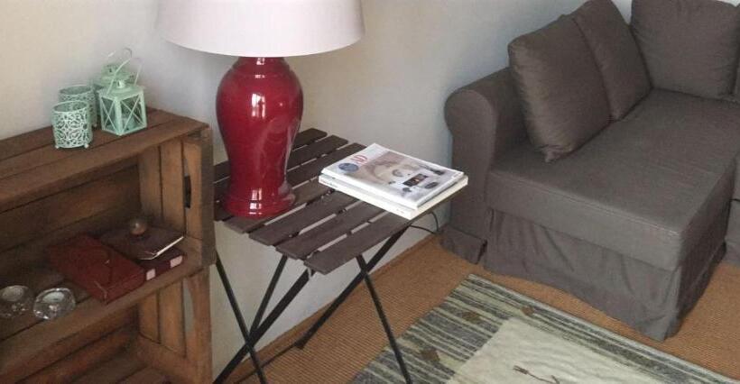 مبيت وإفطار Tenuta Ajrale