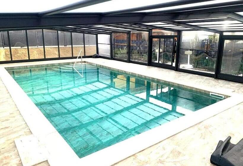 בית מלון כפרי Albergo Luisss