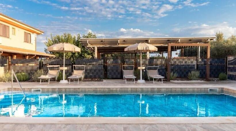 בית מלון כפרי Albergo Luisss