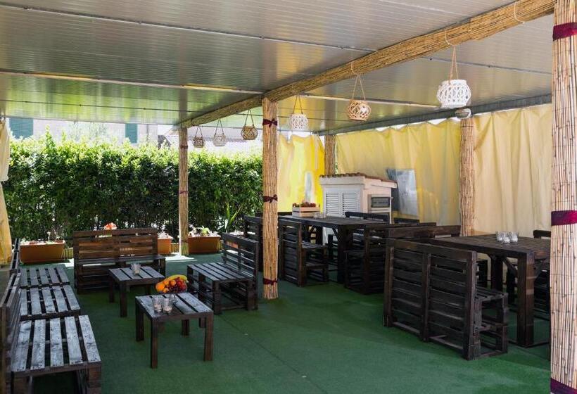 בית מלון כפרי Albergo Luisss