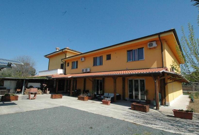 فندق Albergo Luisss