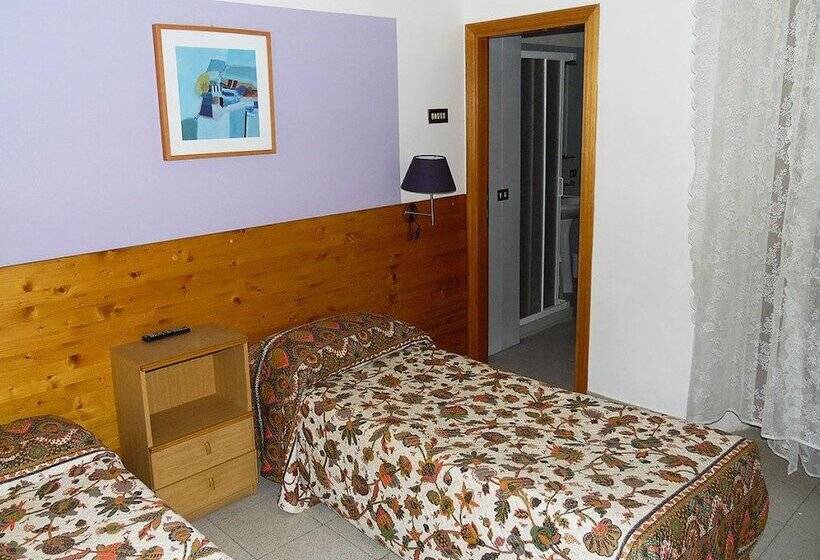 호텔 Albergo Ristorante La Torretta