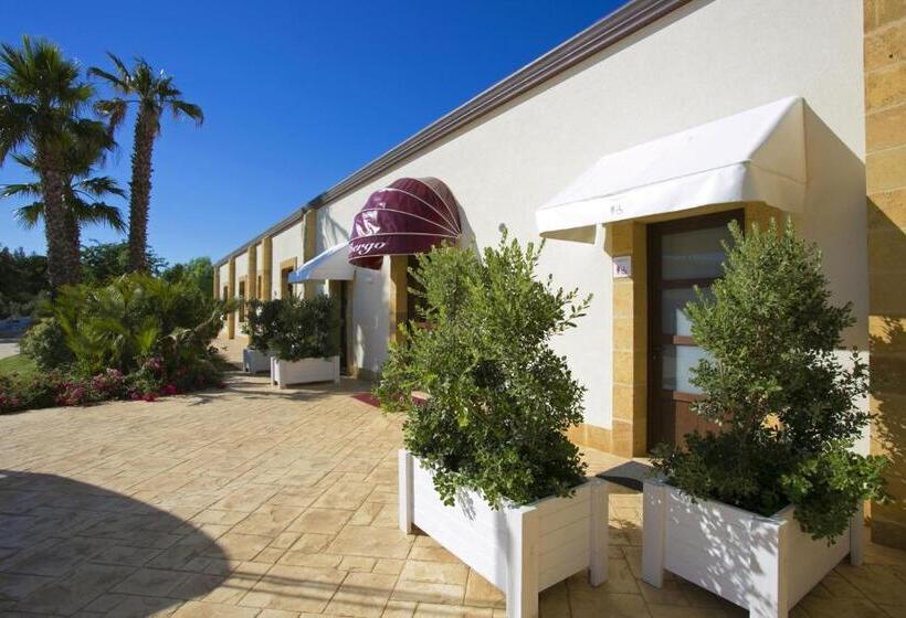 בית מלון כפרי Baglio Borgesati