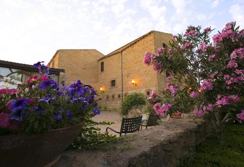 בית מלון כפרי Baglio Borgesati