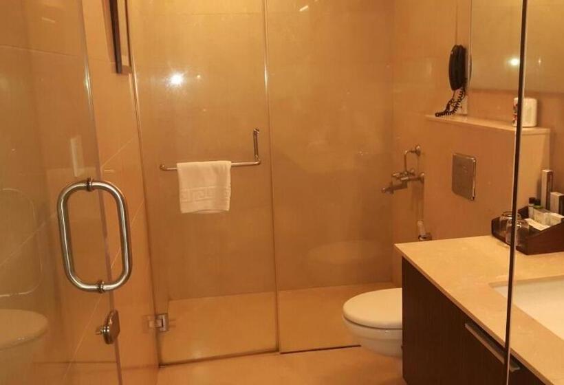 فندق Iris Premire