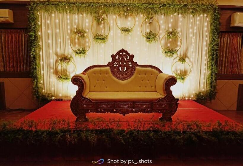 Kohinoor Hotels
