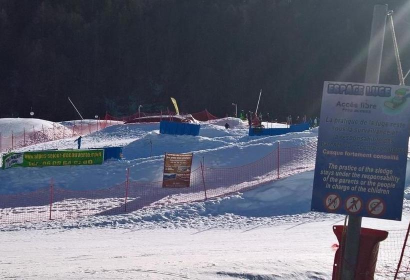 בית מלון כפרי Les Fauvettes