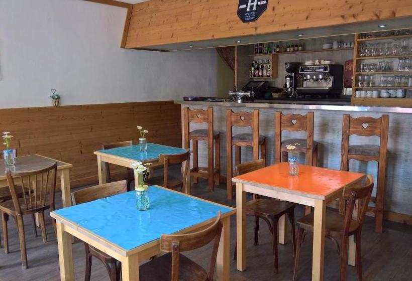 בית מלון כפרי Les Fauvettes