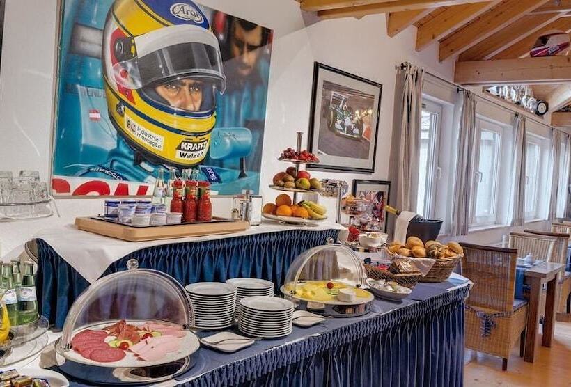 Отель Motorsport