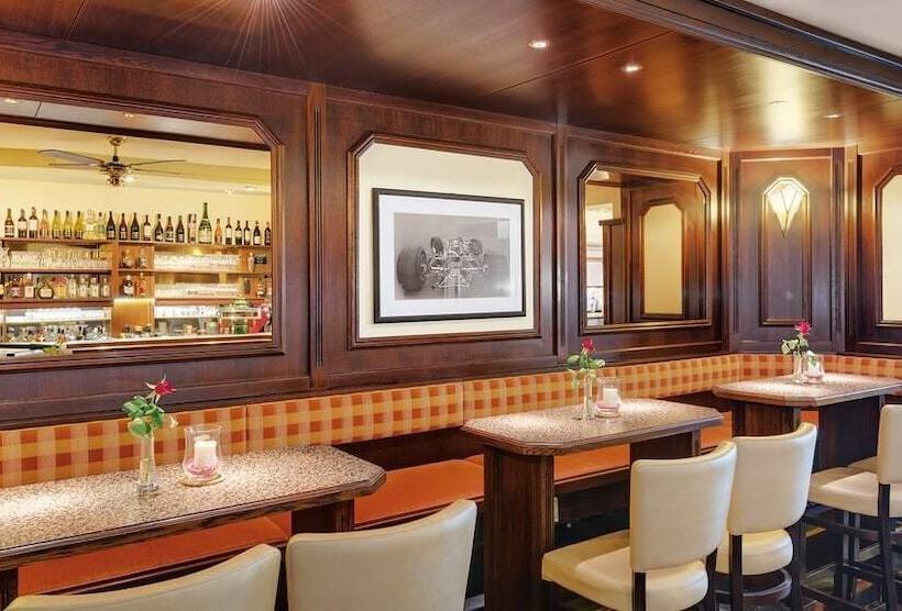 Отель Motorsport