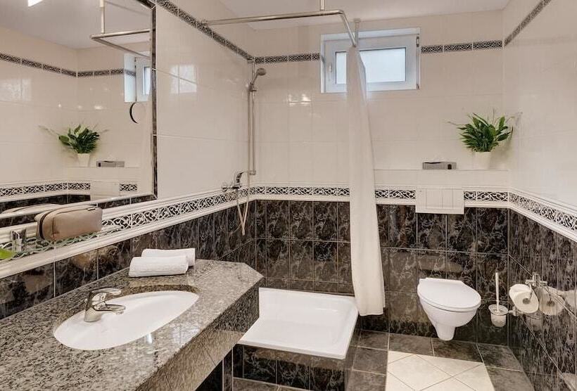 Отель Motorsport