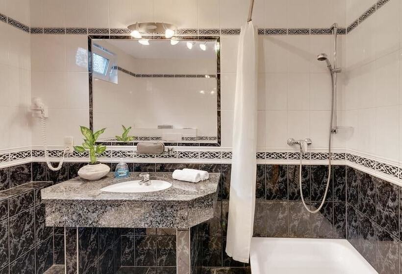 Отель Motorsport