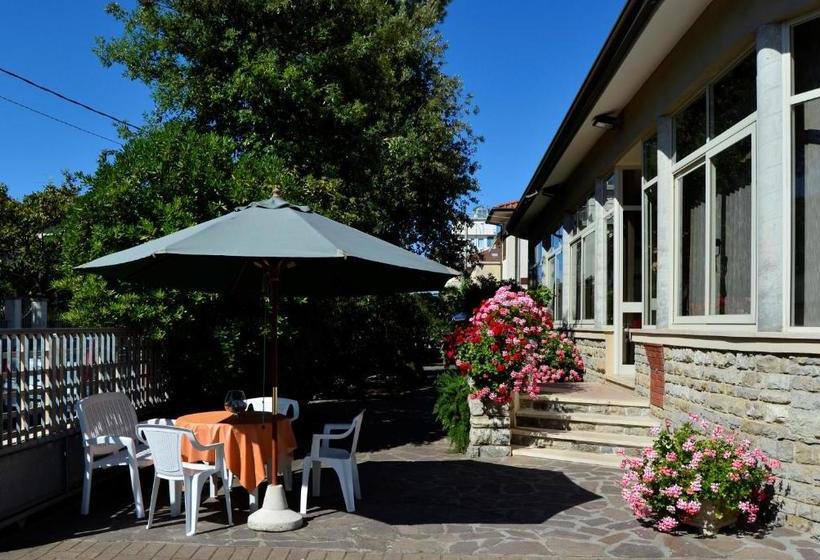 ホテル Puccinelli