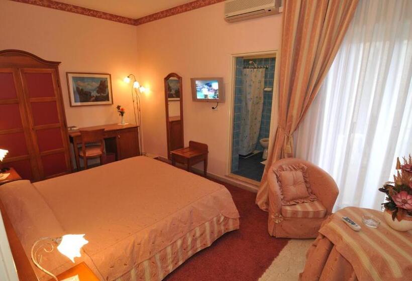 호텔 Ristorante Thomas