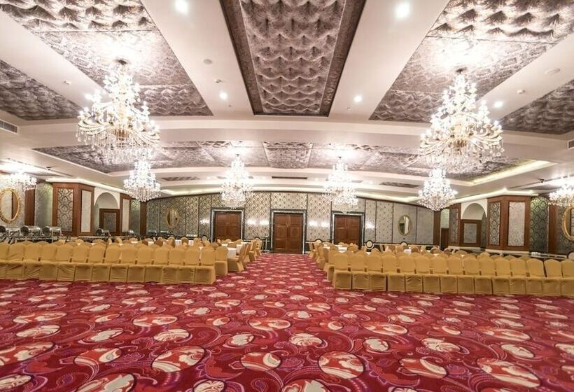 Shakun Hotels And Resorts