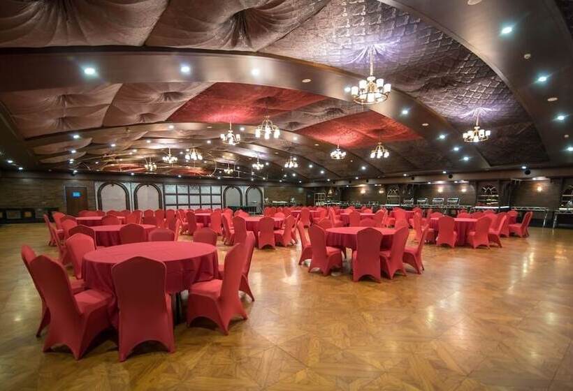 Shakun Hotels And Resorts