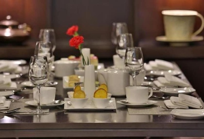 Shakun Hotels And Resorts