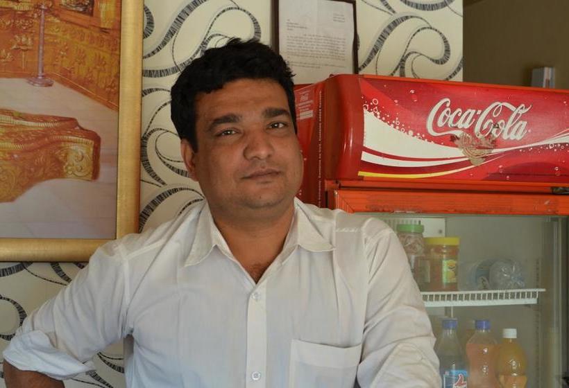 Szálloda Somnath Atithigruh