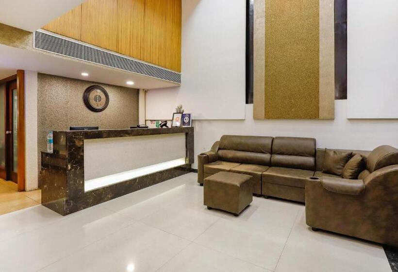 هتل The Mount City Near Us Consulate