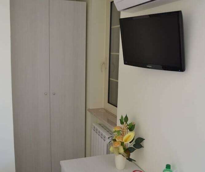 ホテル Tirreno Formia