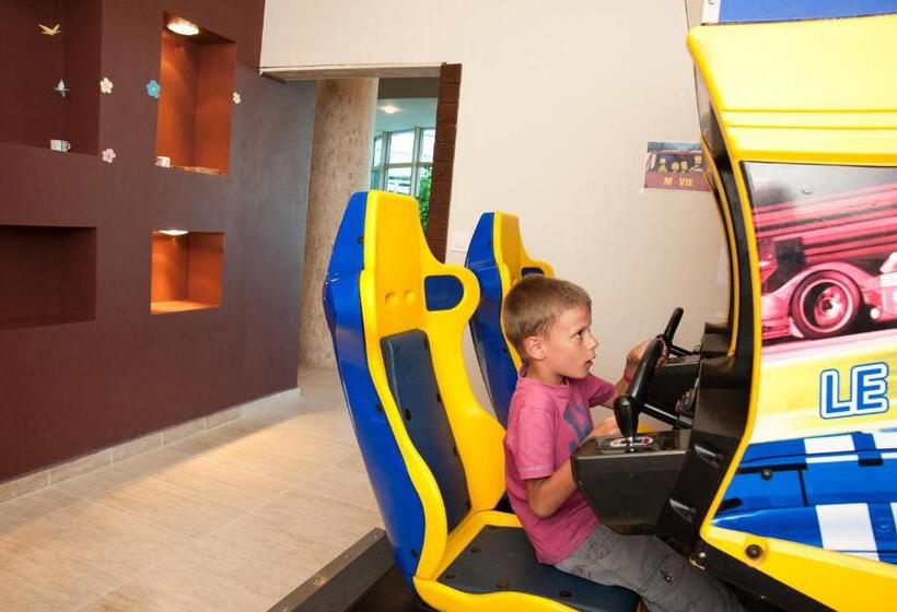 Jeravi Club Hotel   All Inclusive