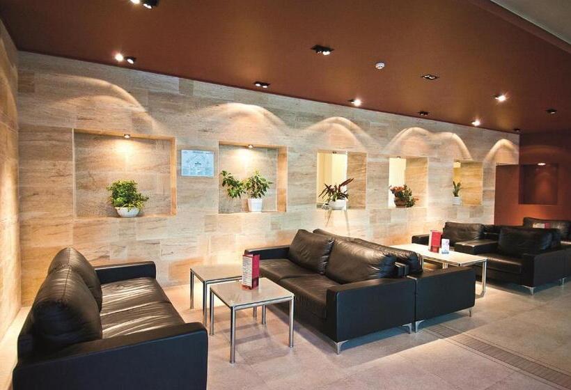 Jeravi Club Hotel   All Inclusive