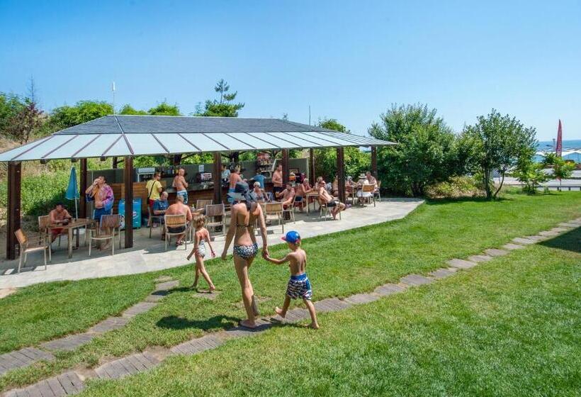 Jeravi Club Hotel   All Inclusive