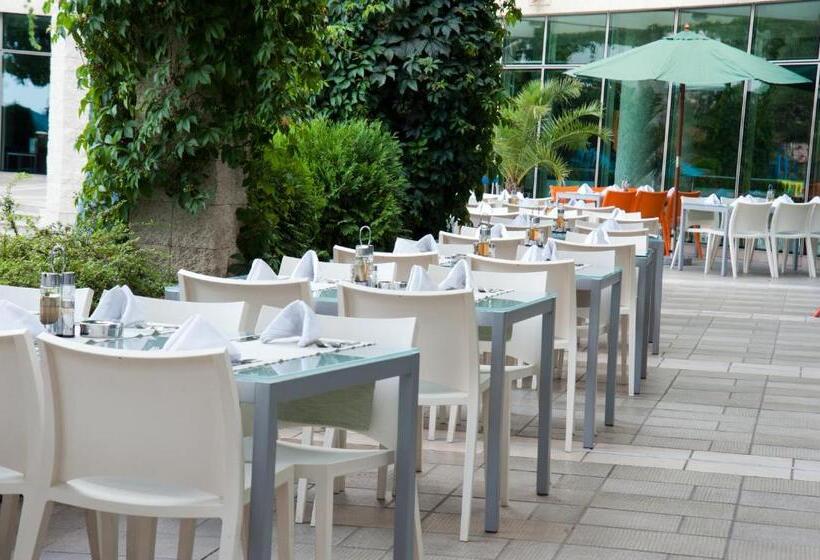 Jeravi Club Hotel   All Inclusive