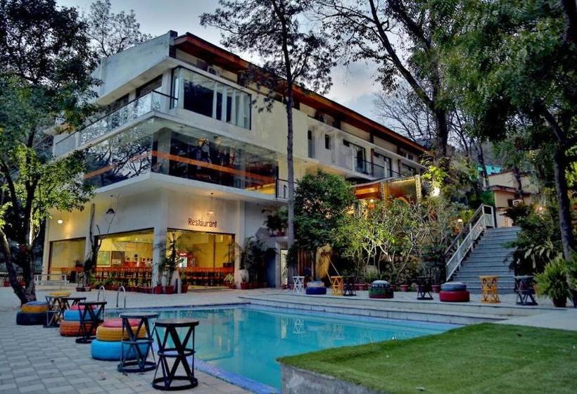 Namami Ganges Beach Resort & Spa