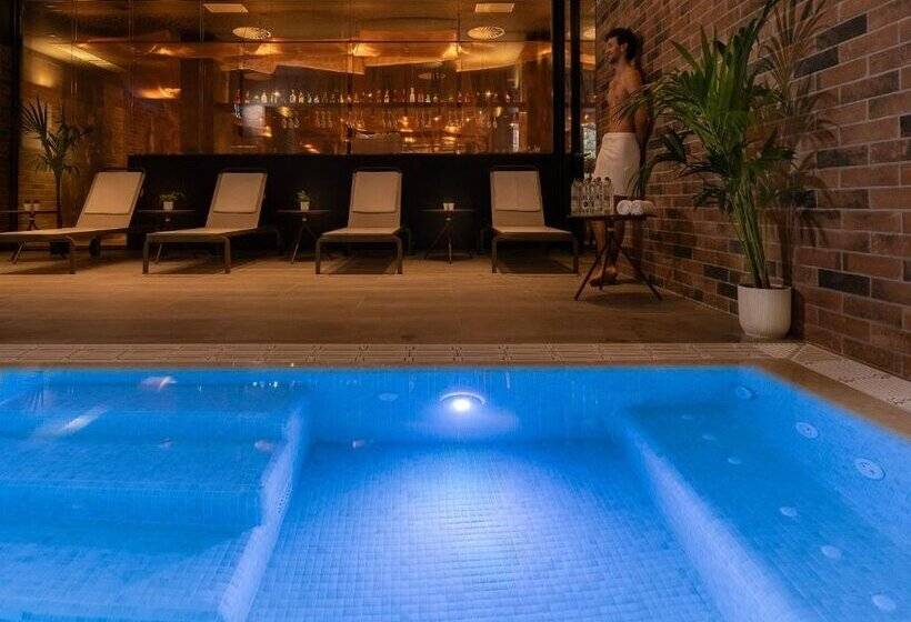 Axel Hotel Bilbao - Adults Only