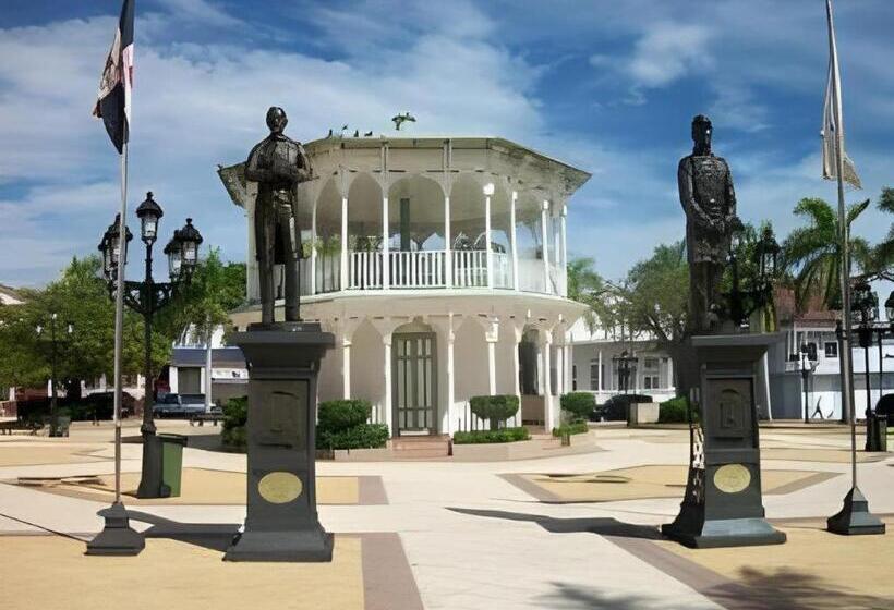 בית מלון כפרי Celuisma Playa Dorada All Inclusive